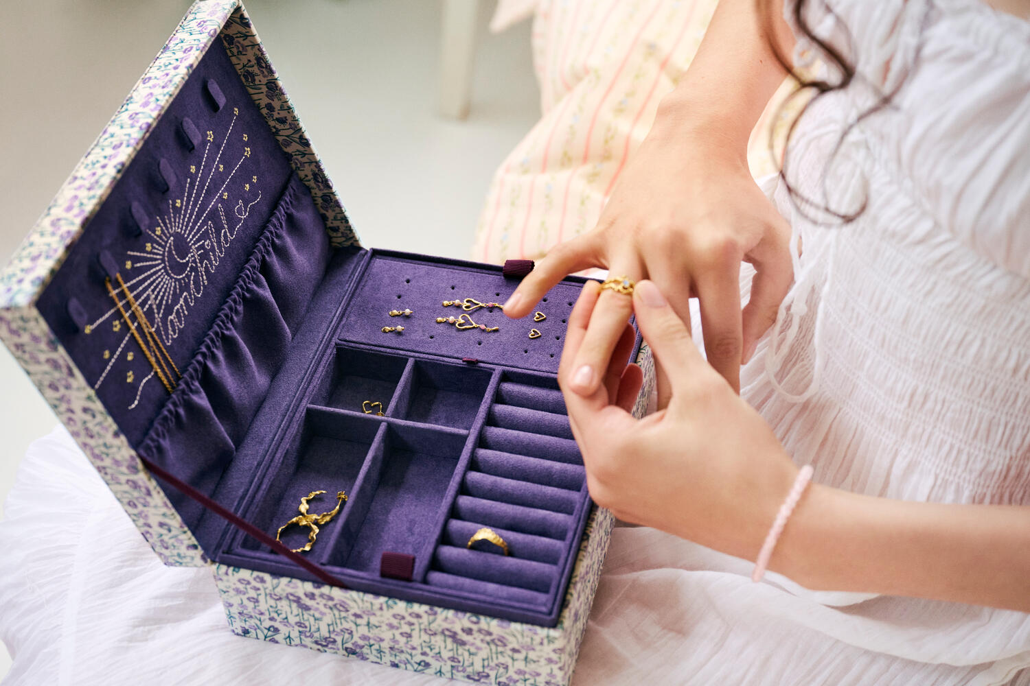 Margaret smykkeskrin - Purple Heart